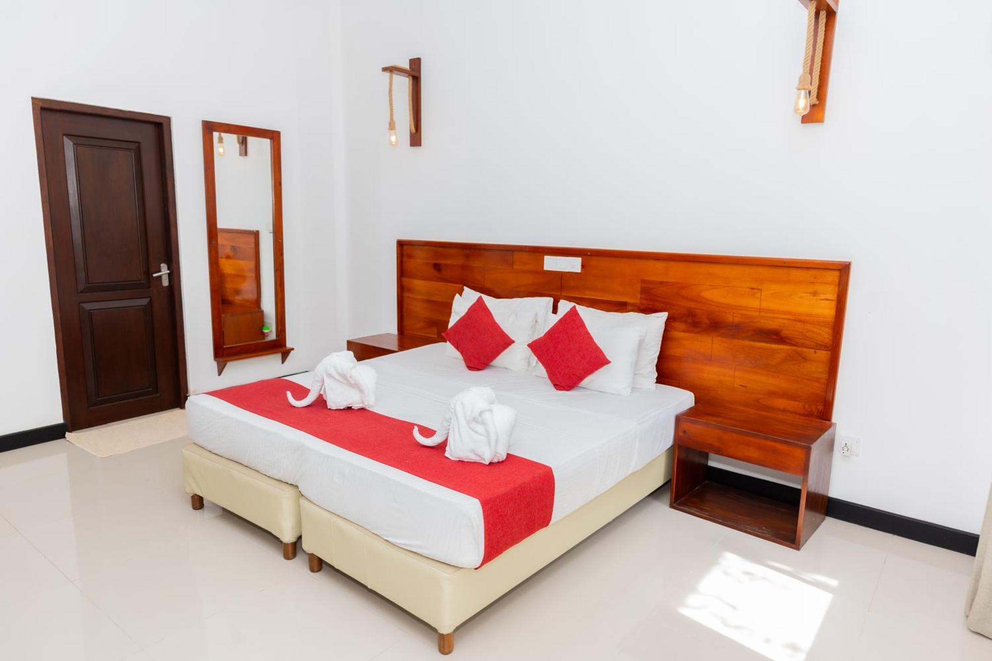 Sea Cloud Hotel Unawatuna Kültér fotó